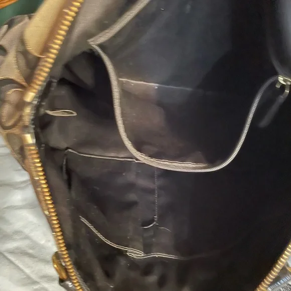 Coach purse - Picture 8 of 13